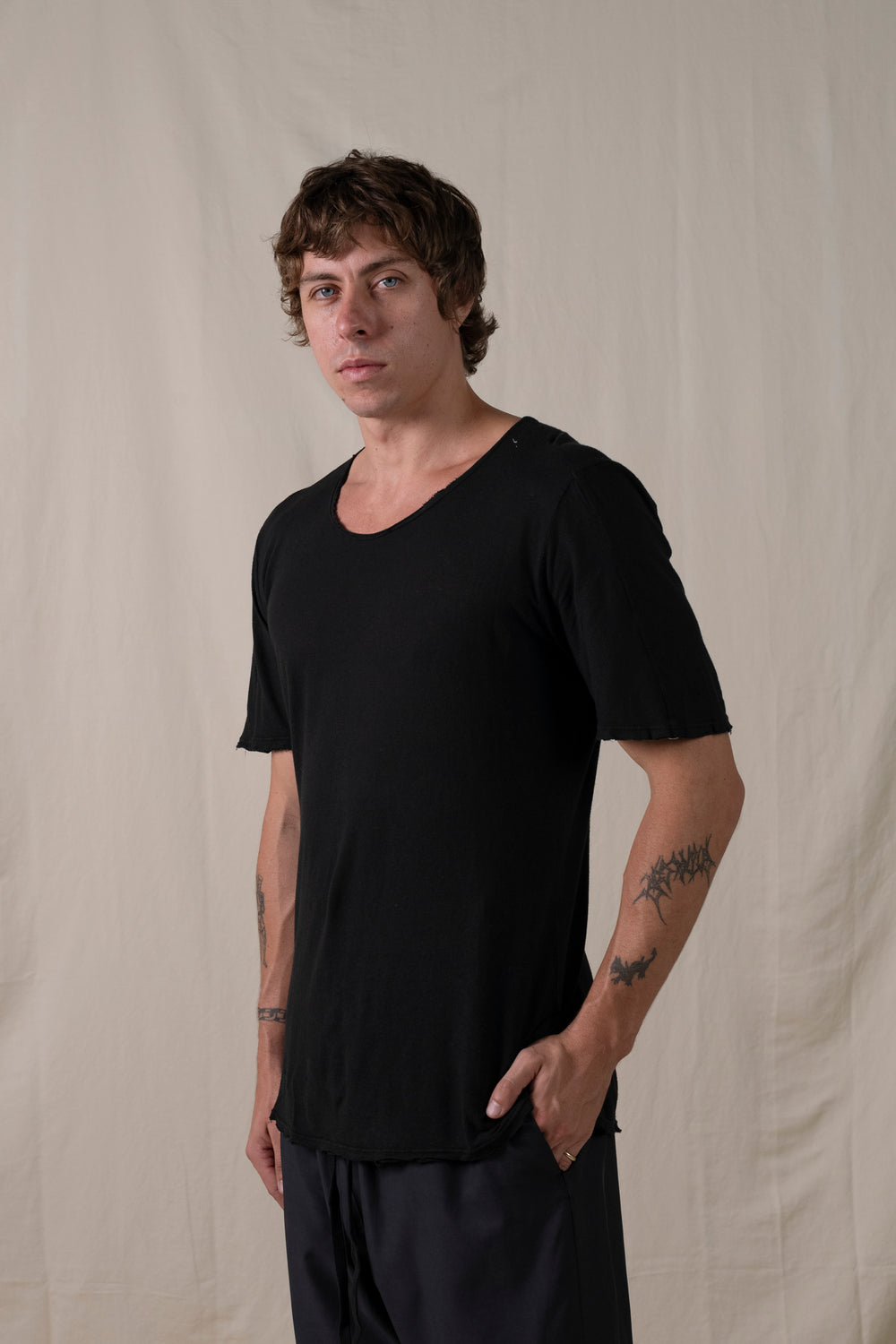 Central Back Seam Cotton Linen T Shirt Black
