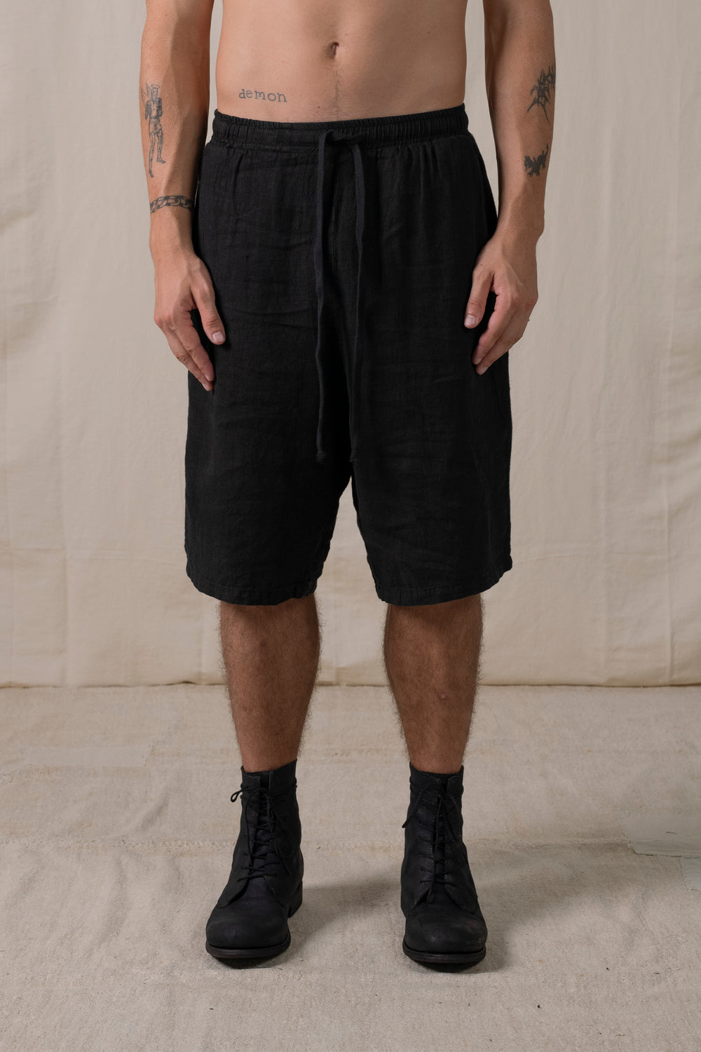 Linen Shorts Black