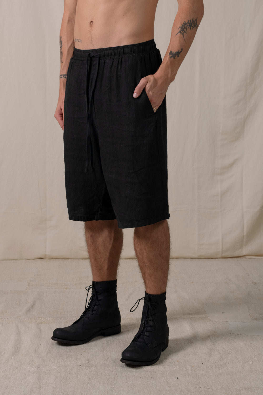 Linen Shorts Black