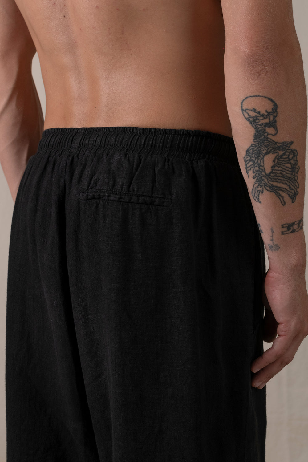 Linen Shorts Black