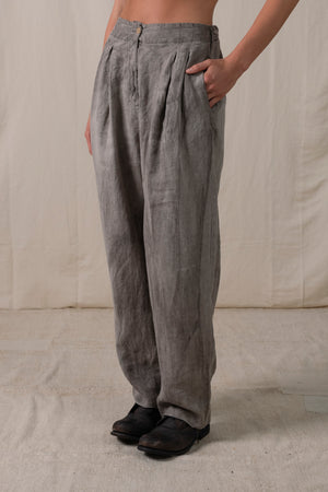 Large Pleated Trousers Hand-dyed