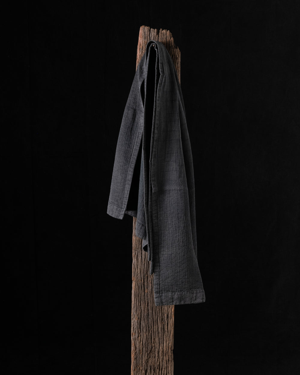 Linen and Cotton Jacquard Towel Washed Black