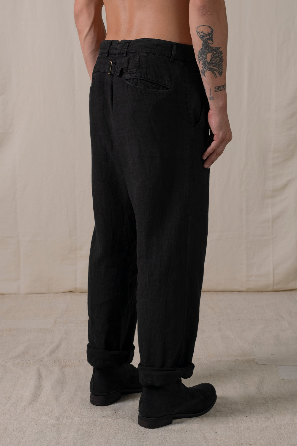 Back Buckle Pants Linen Black