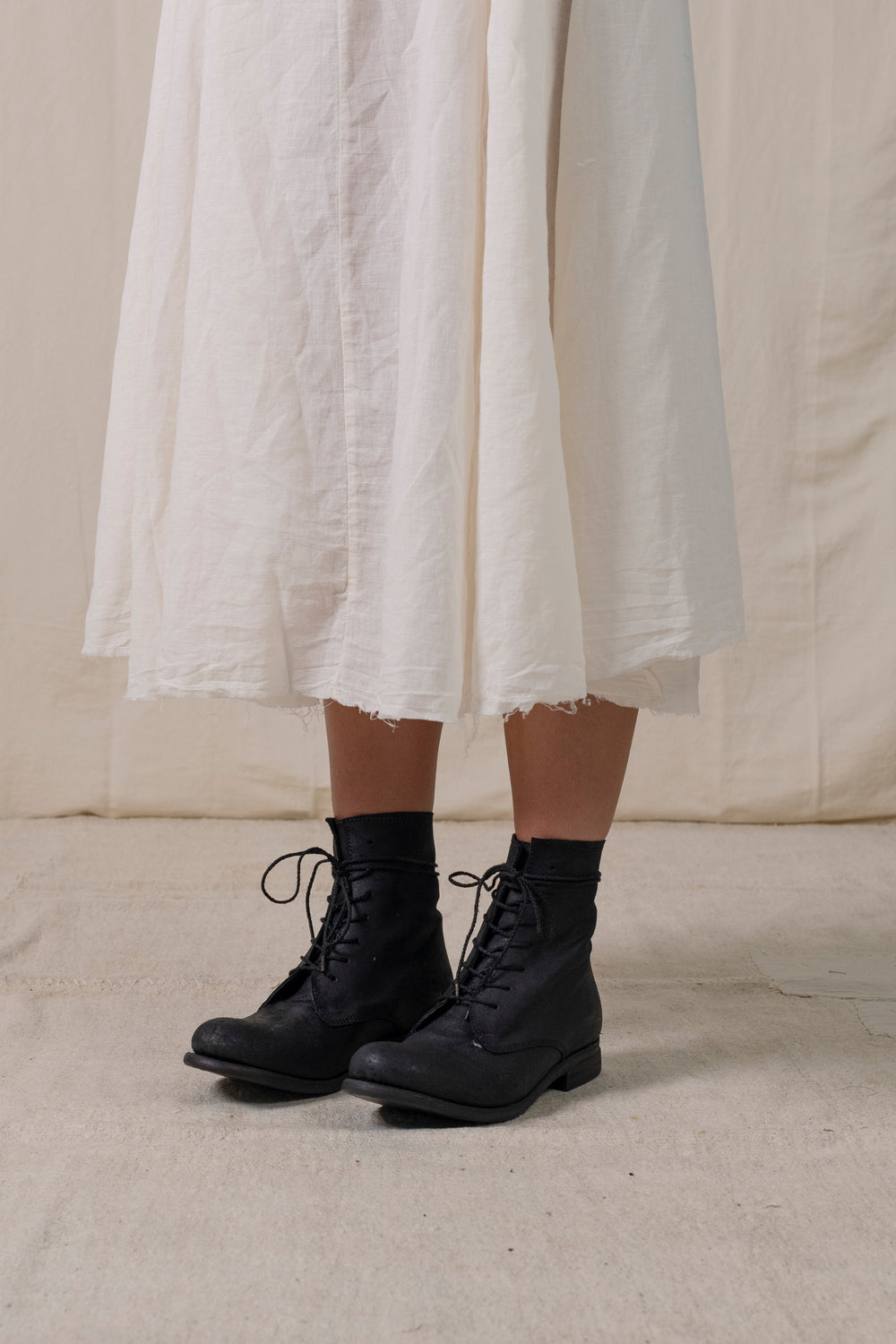 Mid Lace Up Boots Black
