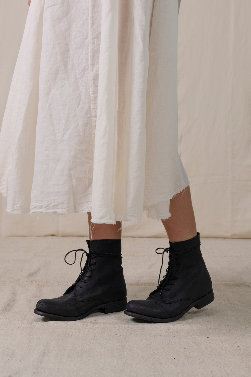 Mid Lace Up Boots Black
