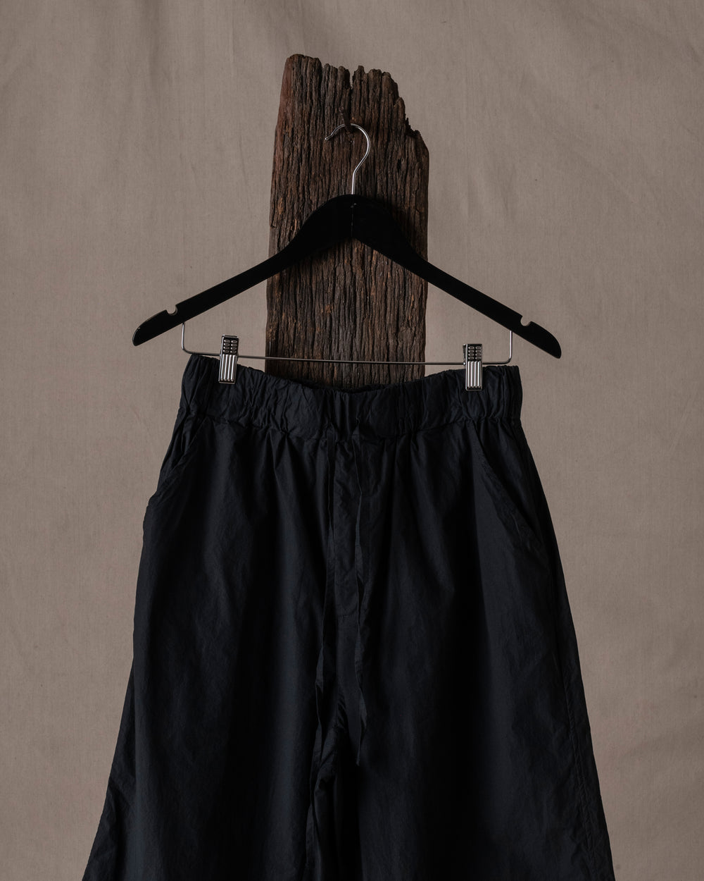 Wide & Short Trousers TC Black