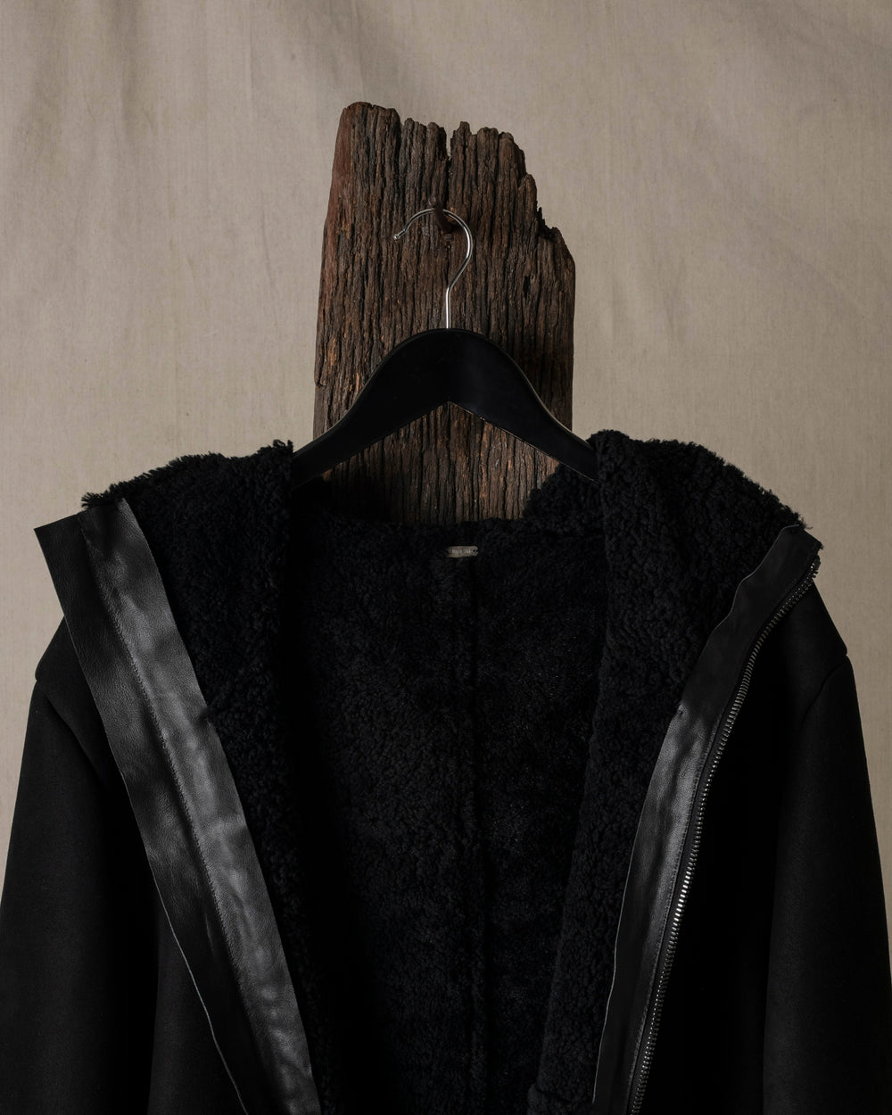 Plutone SHGR Shearling Black