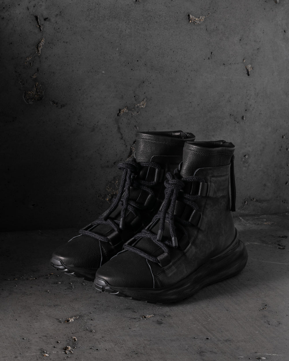 Mens Double Feature Calf Stretch Leather Sneakers Black (2114)