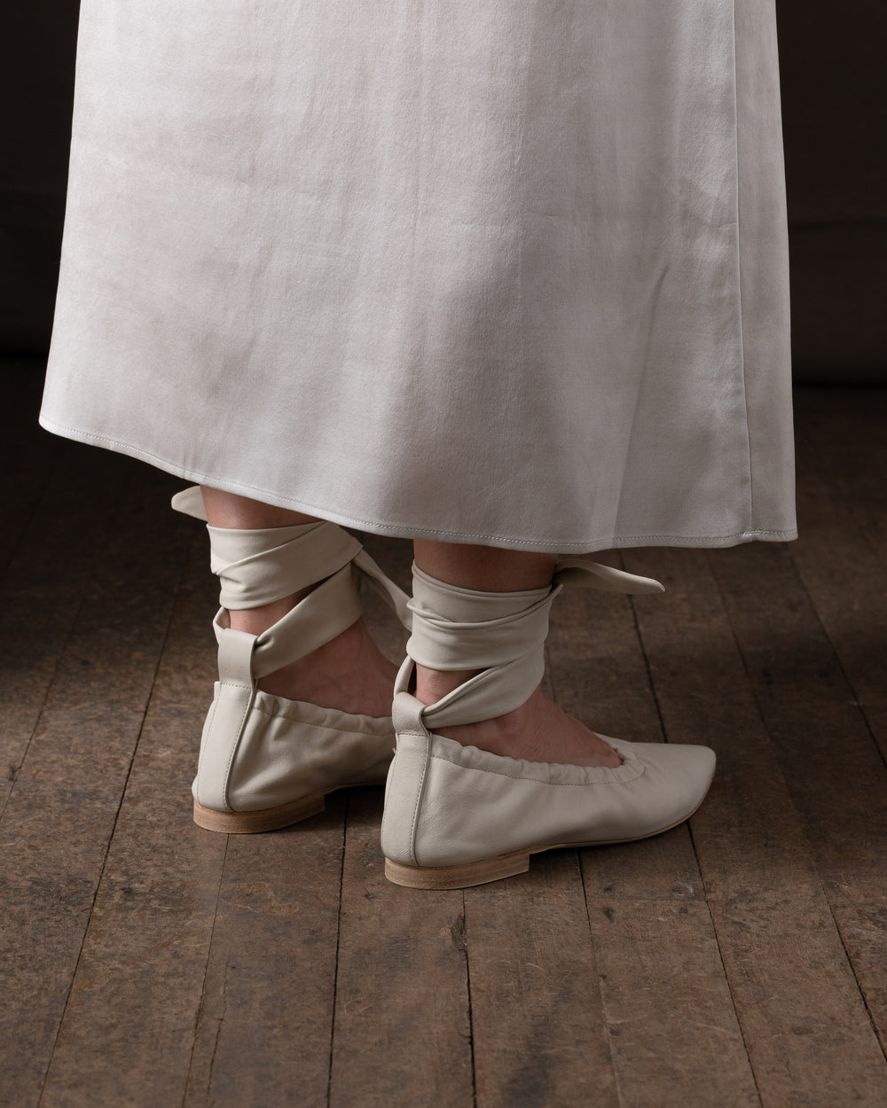 Pointed Lace Ballet Off White