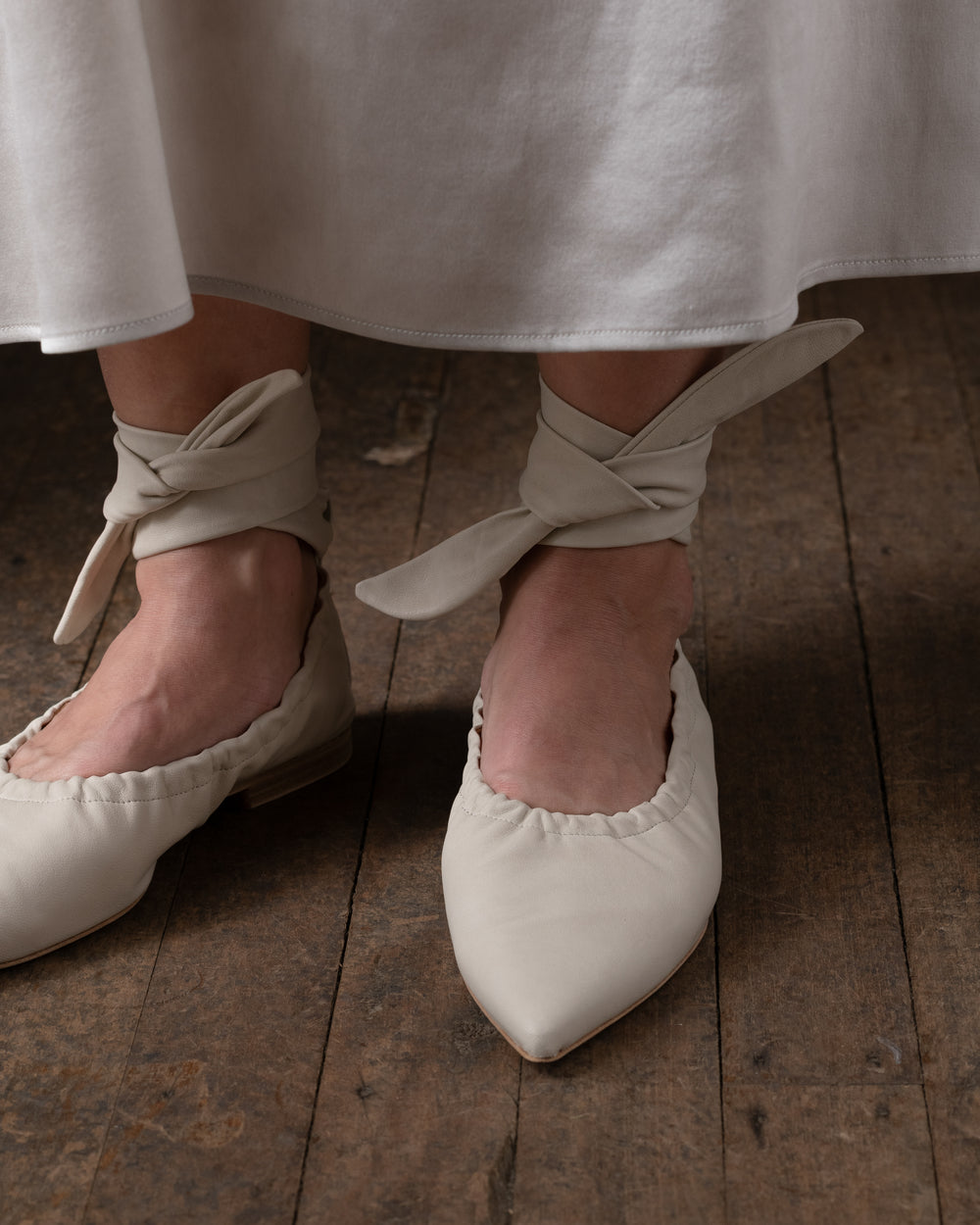 Pointed Lace Ballet Off White