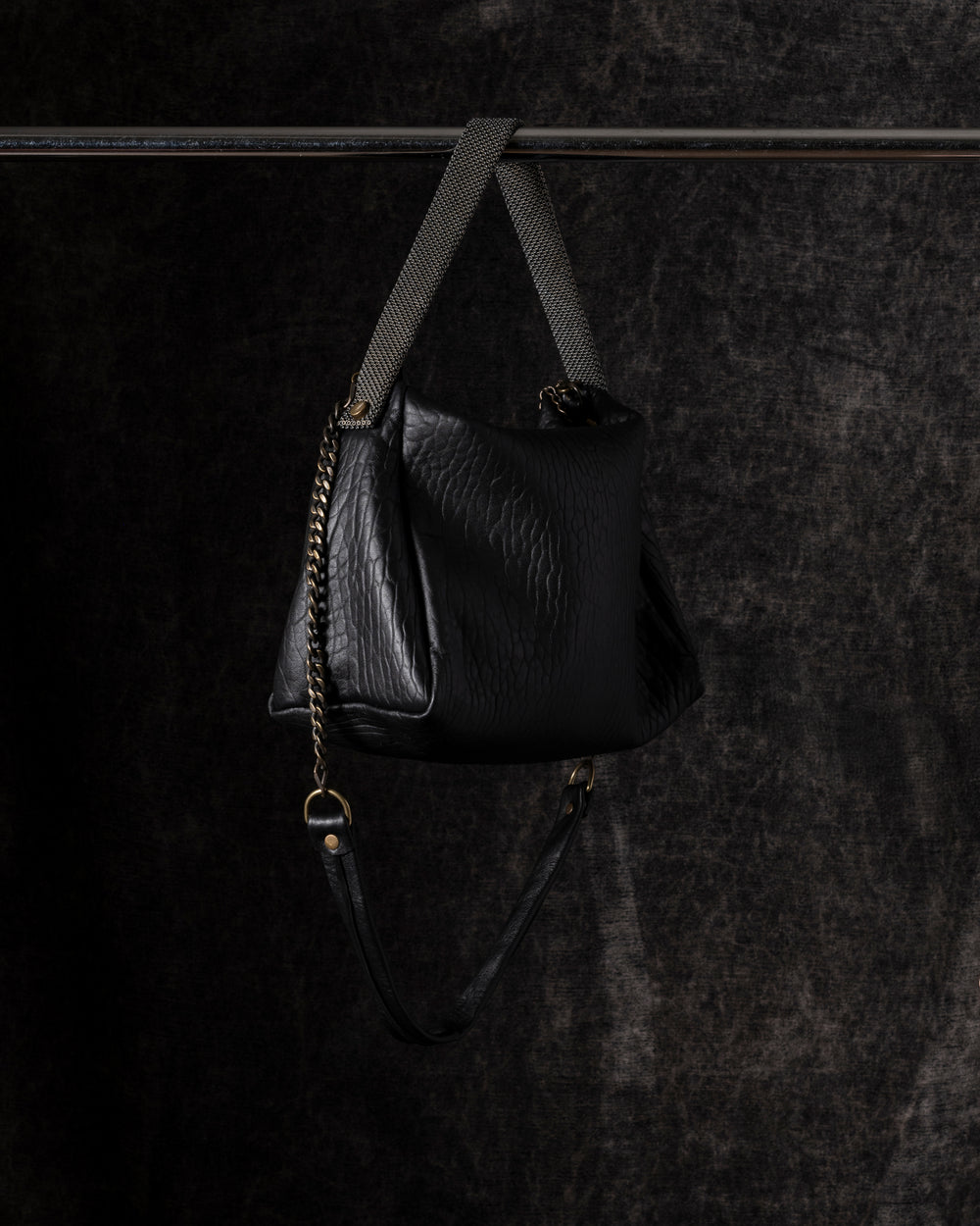 Paula Shoulder Bag Leather Black w/ Mesh Handle