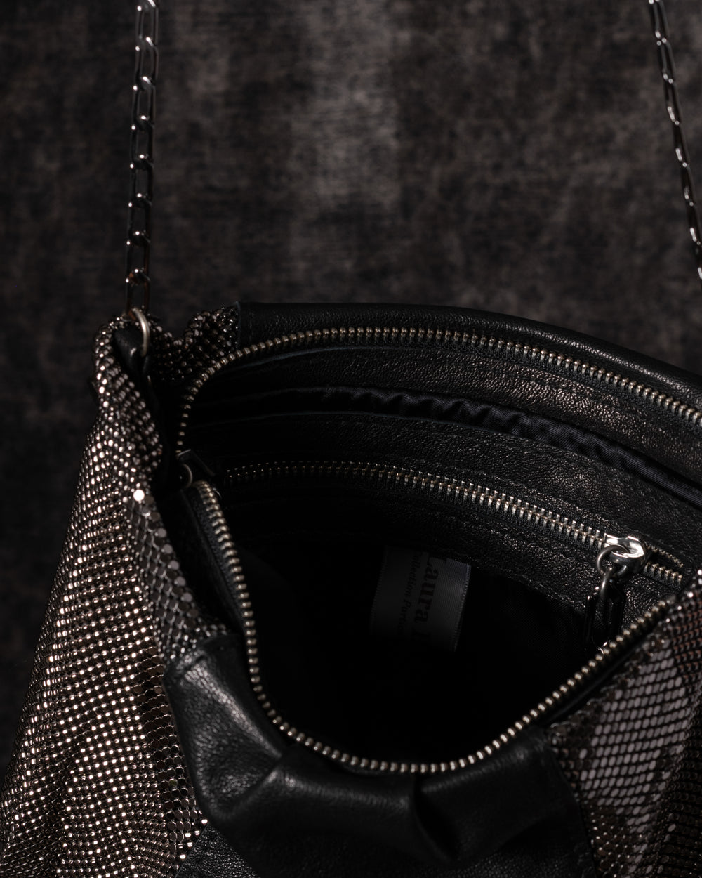 Yvonne Pleat Bag Leather+ Mesh Black / Gunmetal