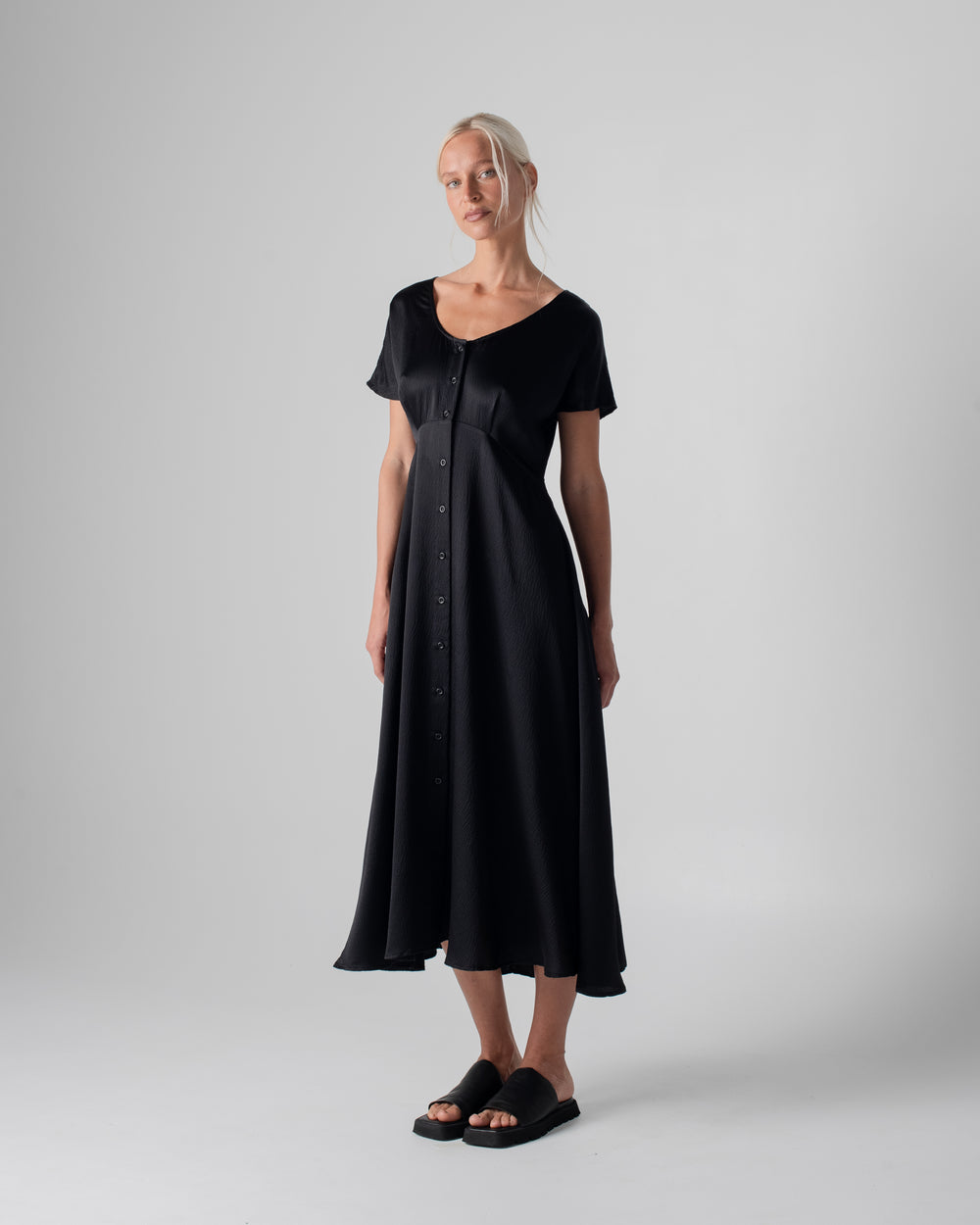 Johanna Tie Dress Hammered Silk Black