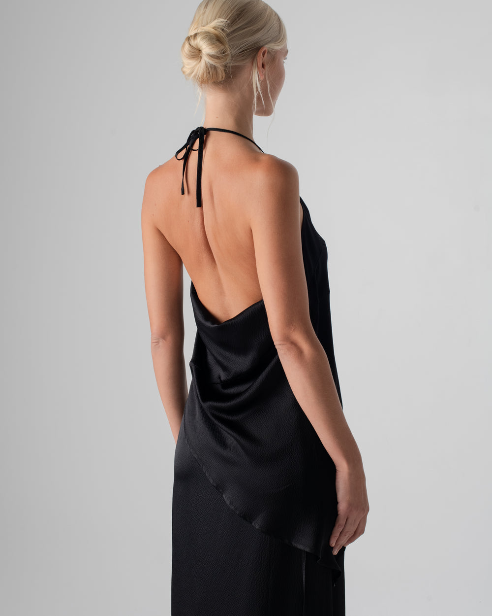 Asymmetrical Tie Tank Hammered Silk Black