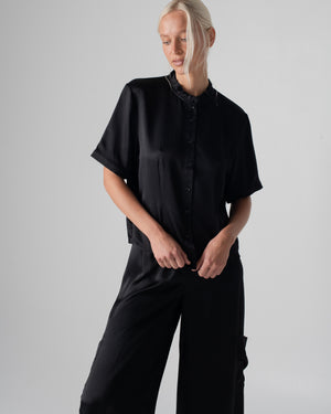 Hammered Silk Frill Short Sleeve Shirt Black