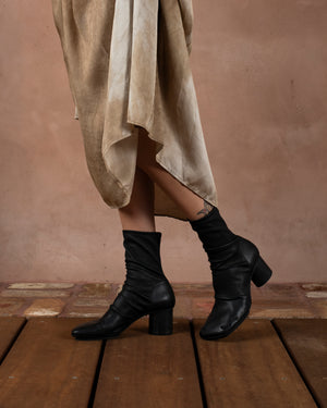Stretch Leather Stone Boots Black