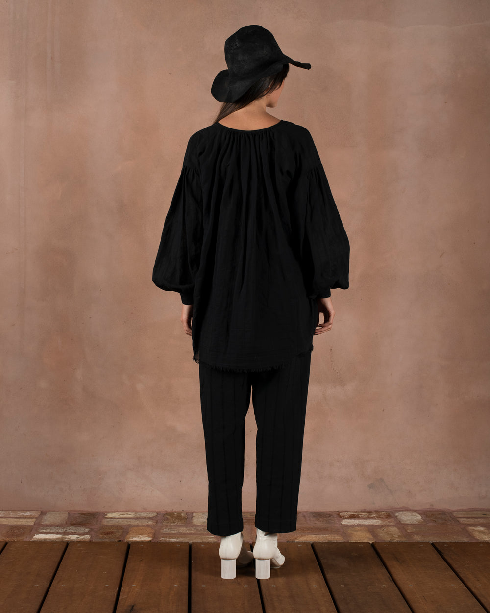 Tillie Top Bollicine Black