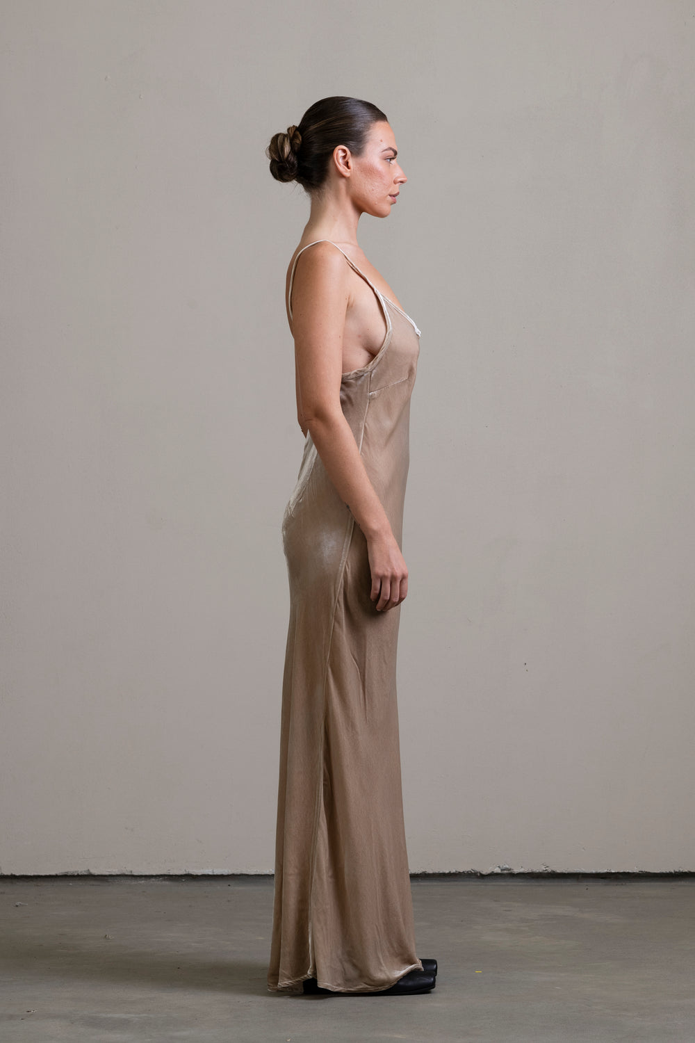 Velvet Bias Slip Stone