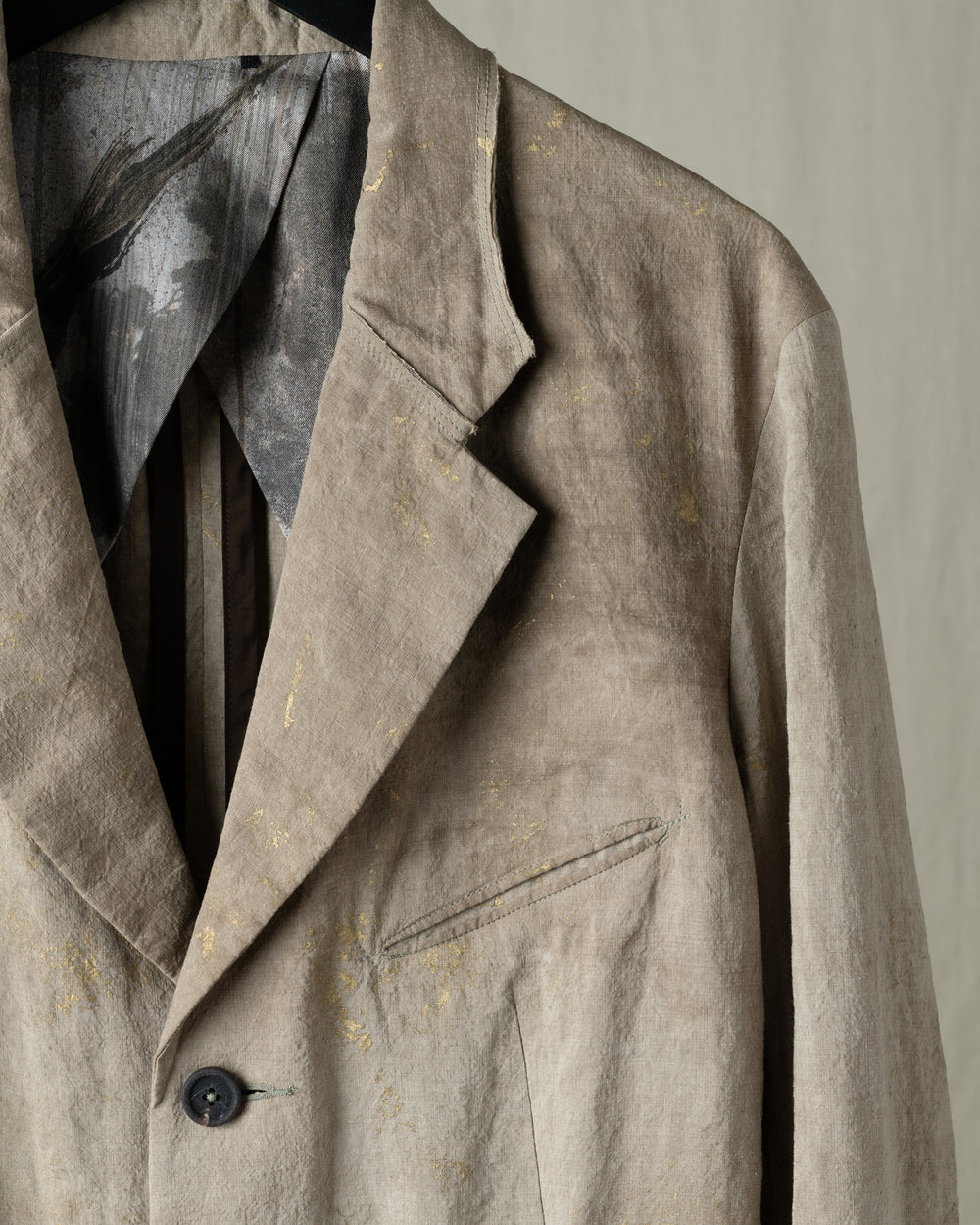 Gold Leaf Notch Collar Three Button Blazer