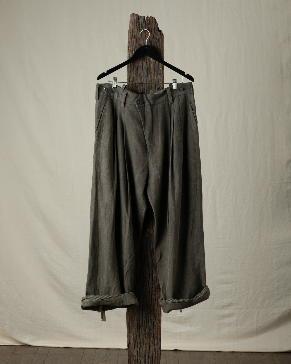 Rolled Up Wide Leg Trousers