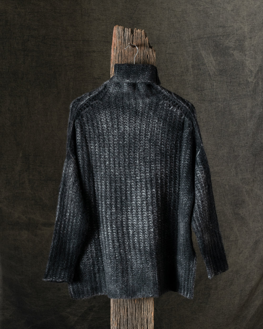 Woman Hand-Painted Corn Cob Stitch High Neck Pullover N/Nero