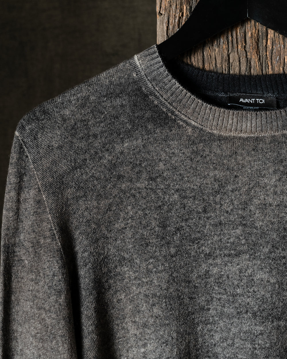 Man Hand Painted Light Cashmere Round Neck Reversible Pullover N/Taupe