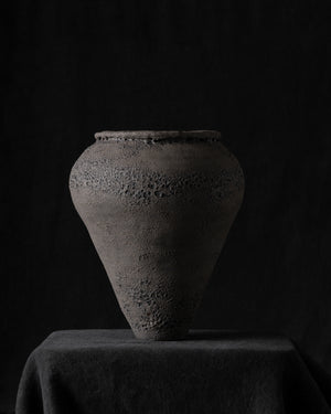 Vessel Form V Charcoal