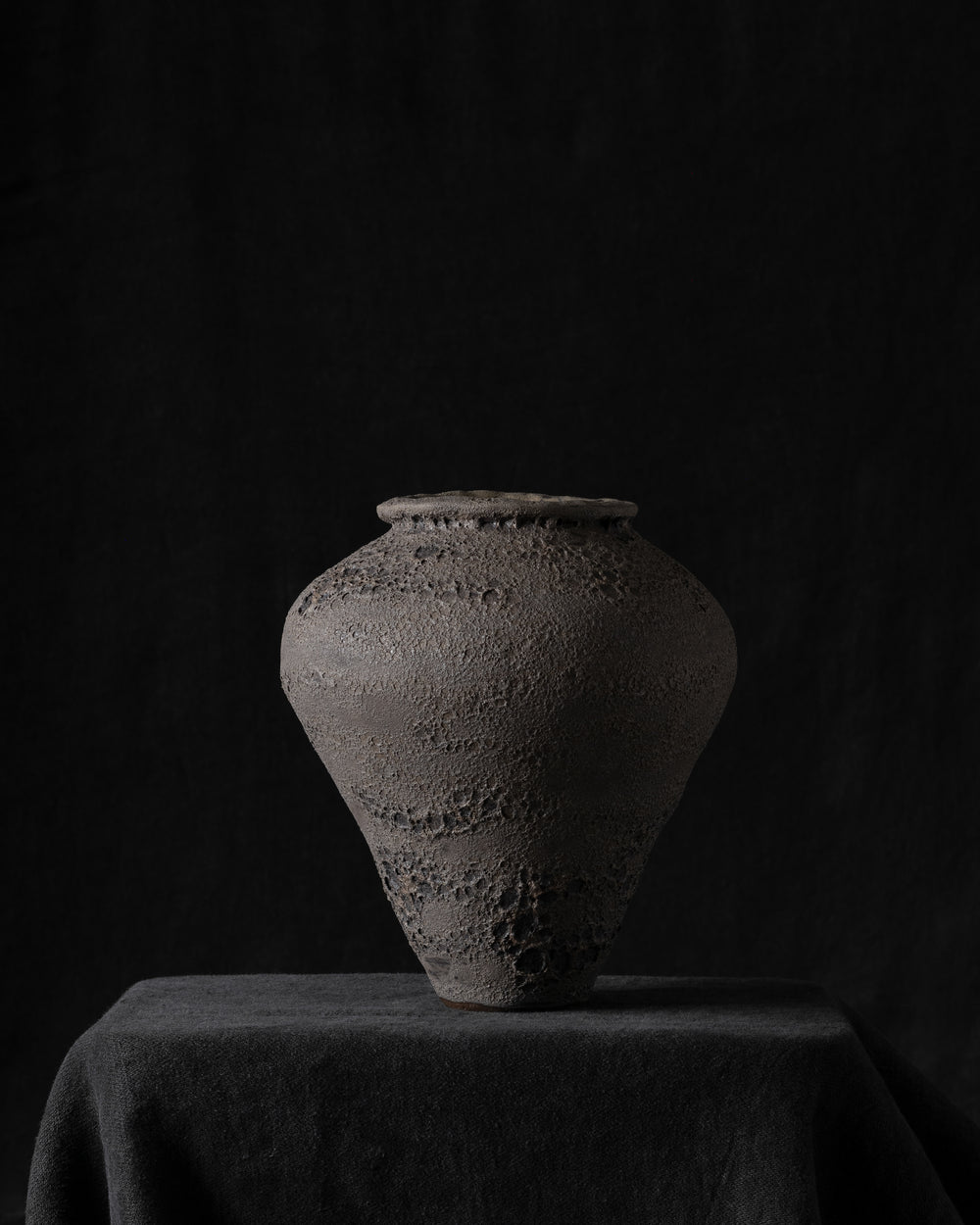 Vessel Form VI Charcoal