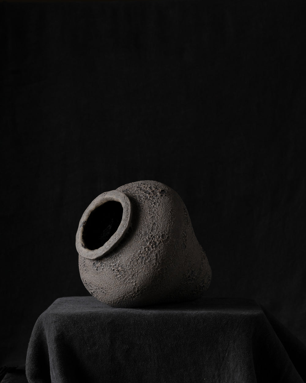 Vessel Form VI Charcoal