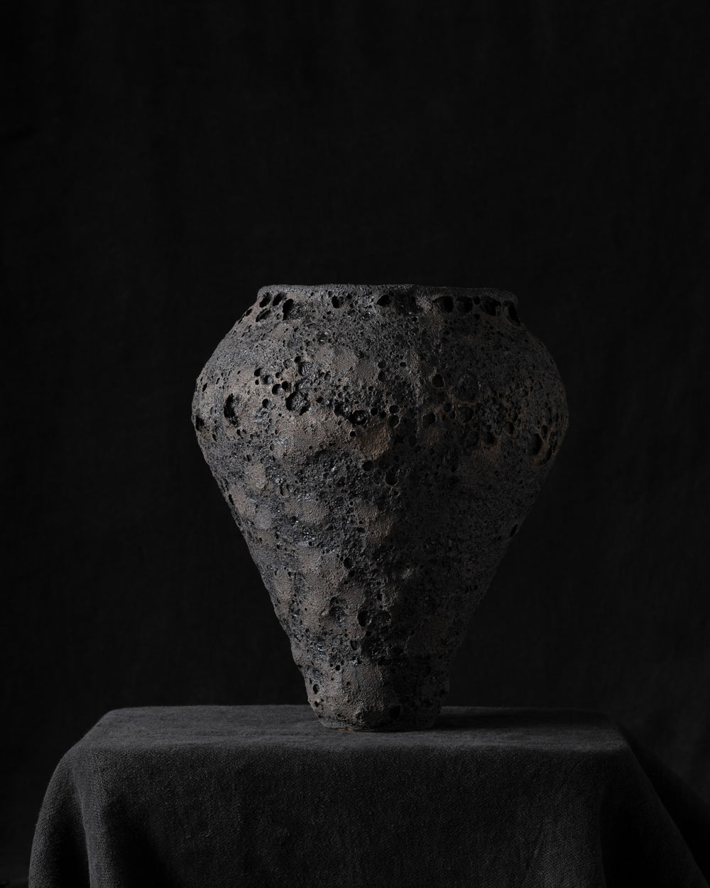 Vessel Form I Charcoal