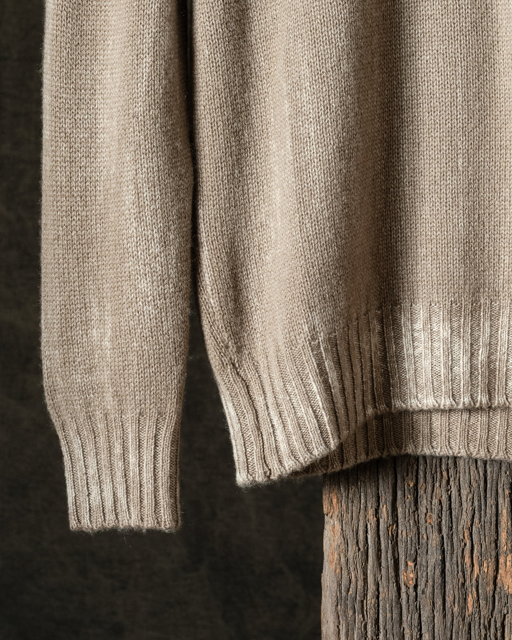 Man Tonal Effect Cashmere Off Gauge Round Neck Pullover Taupe