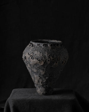 Vessel Form I Charcoal