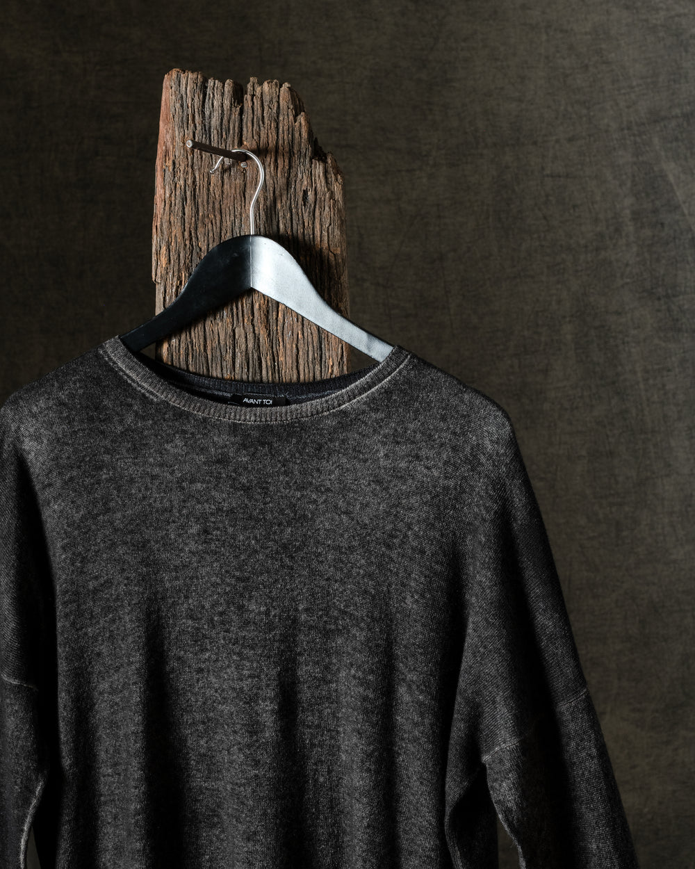 Woman Hand-Painted Boat Neck Boxy Pullover w/ Slits N/Carruba