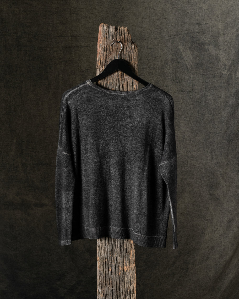 Woman Hand-Painted Boat Neck Boxy Pullover w/ Slits N/Carruba