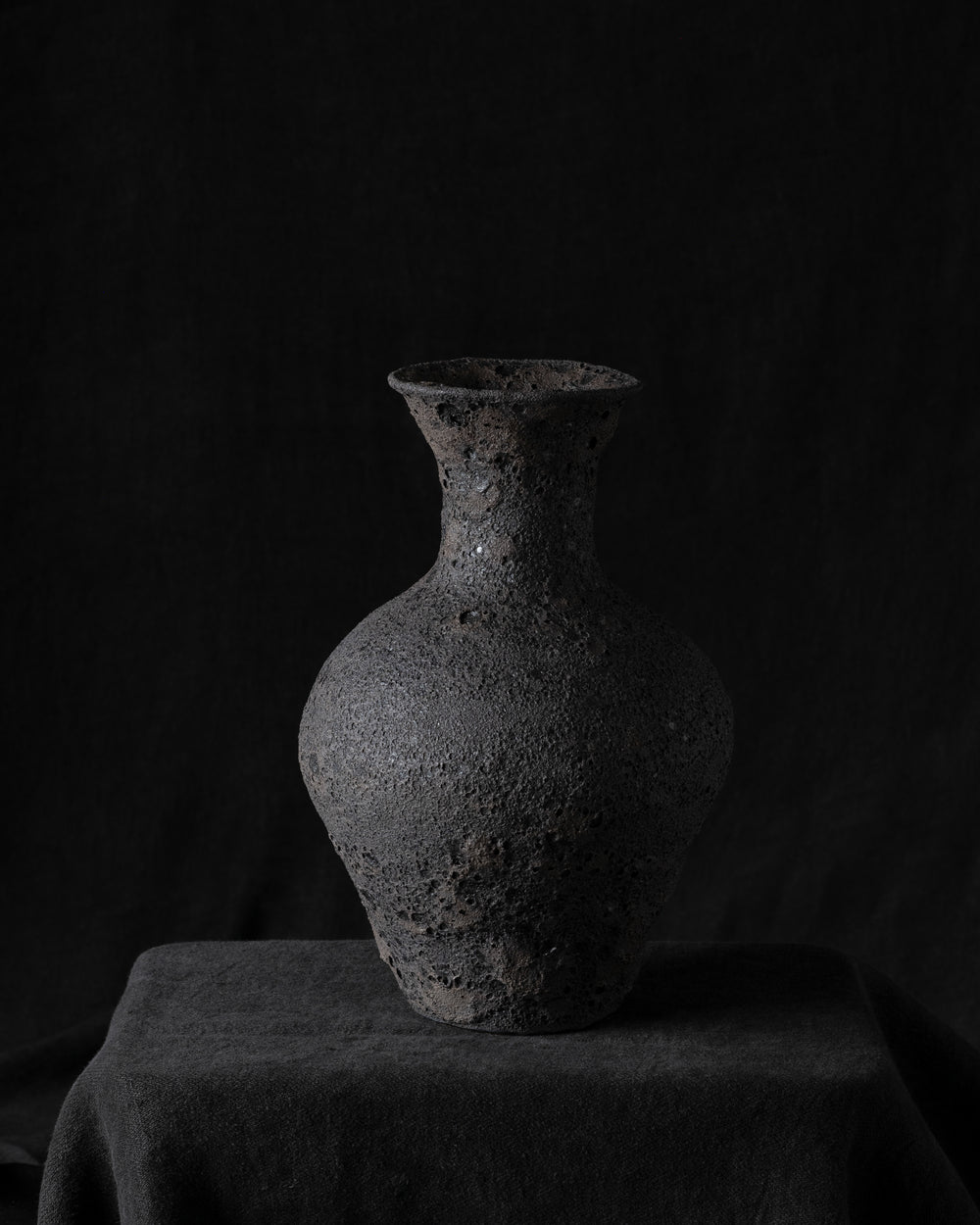 Vessel Form IV Charcoal