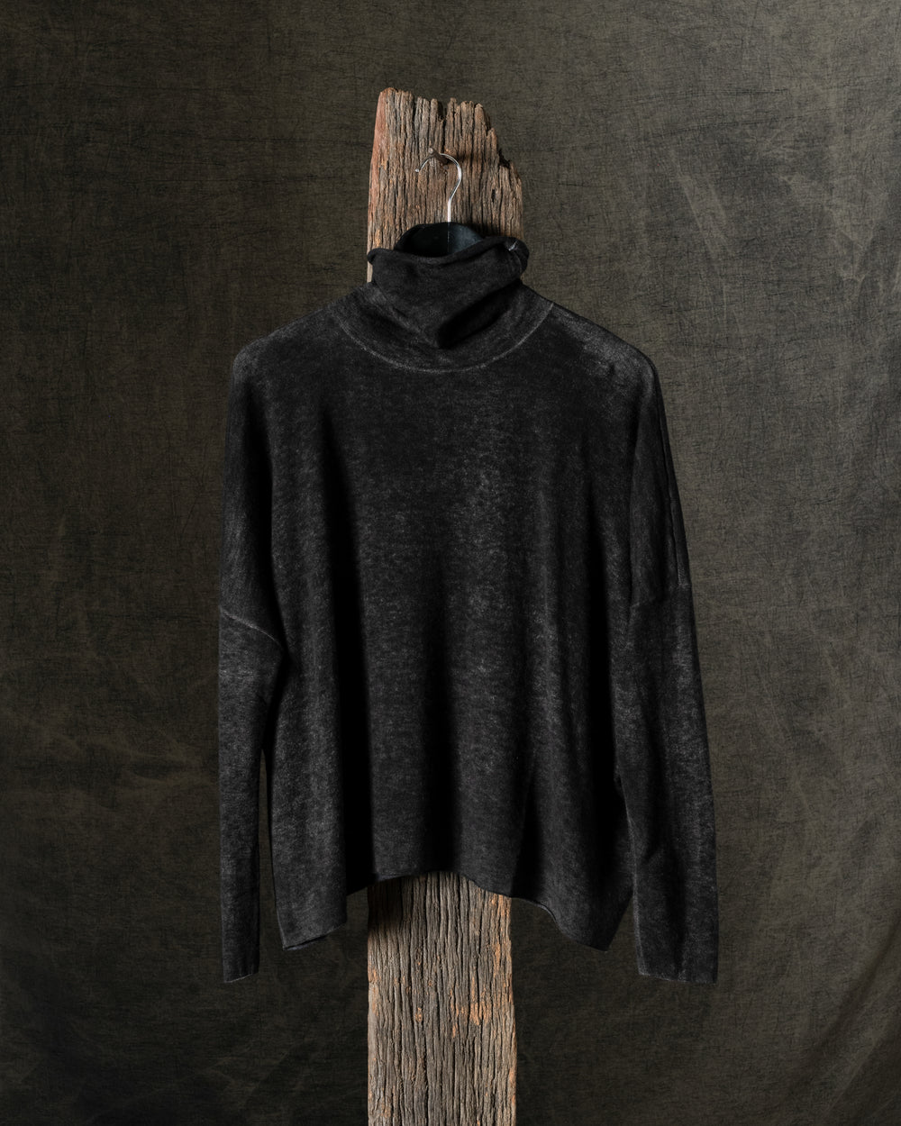 Woman Hand-Painted Ultralight Cashmere Wool High Neck Pullover N/Carruba