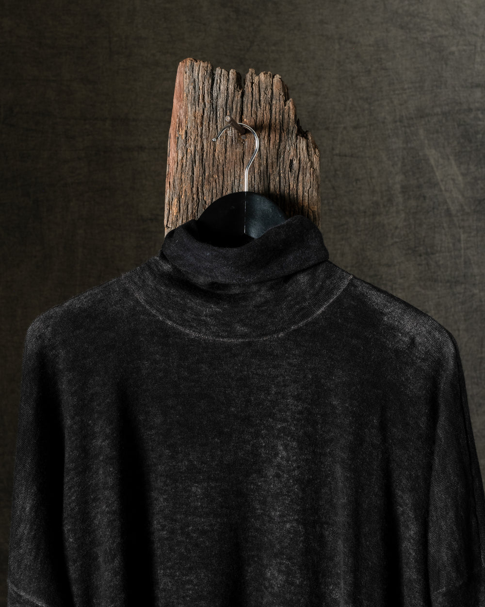 Woman Hand-Painted Ultralight Cashmere Wool High Neck Pullover N/Carruba