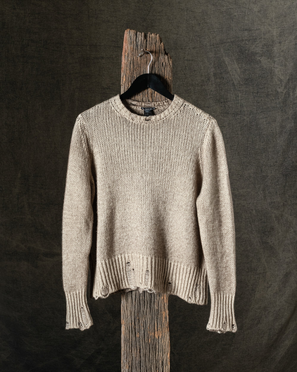 Woman Hand-Painted Round Neck Pullover w/ Destroyed Edges Taupe