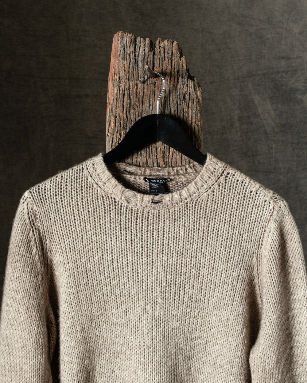 Woman Hand-Painted Round Neck Pullover w/ Destroyed Edges Taupe