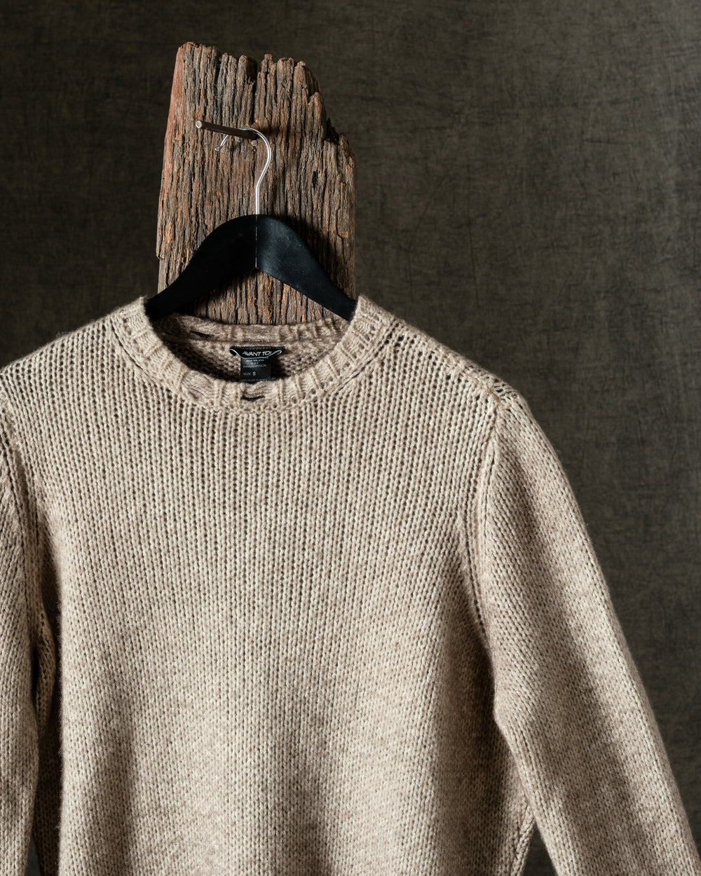 Woman Hand-Painted Round Neck Pullover w/ Destroyed Edges Taupe