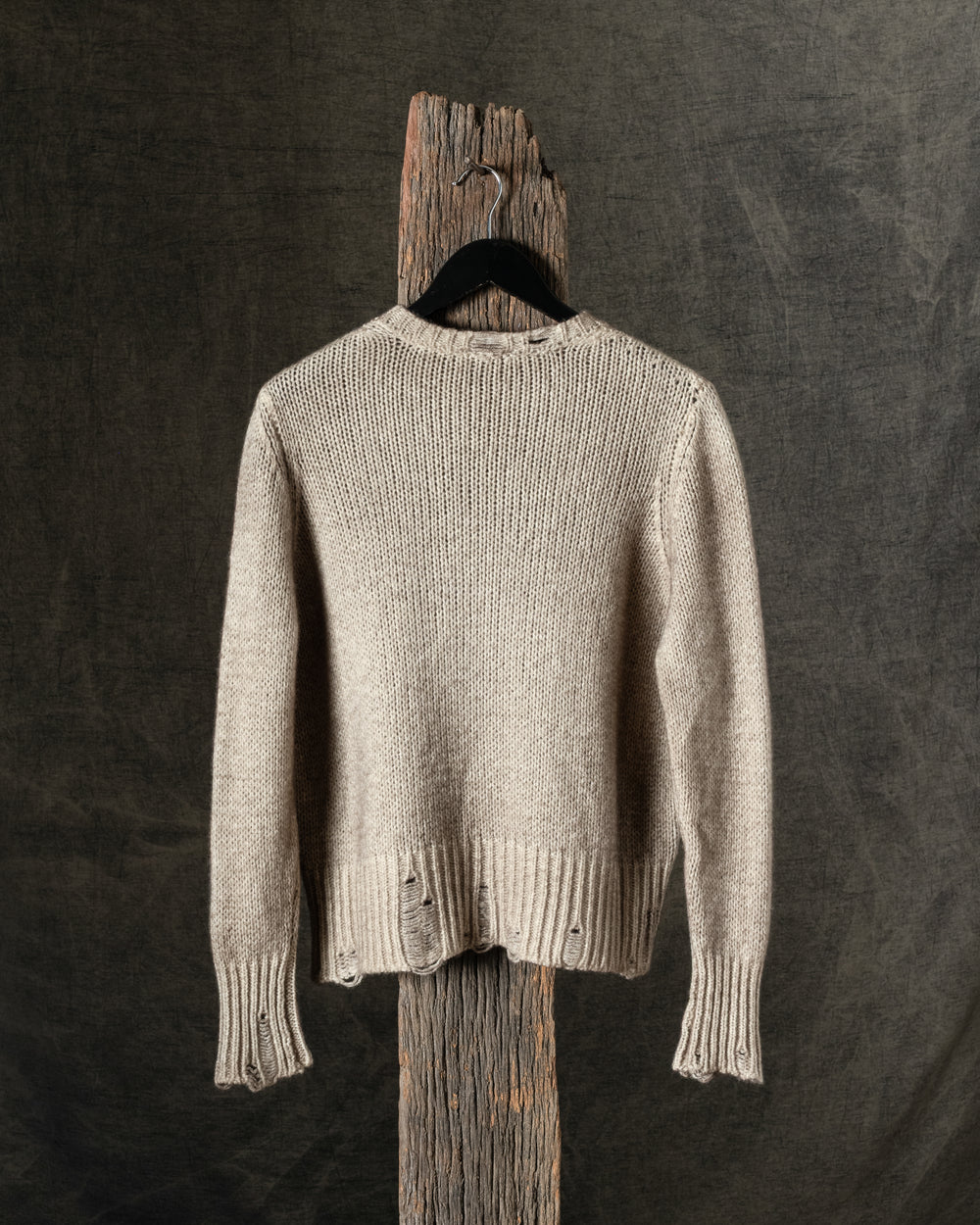 Woman Hand-Painted Round Neck Pullover w/ Destroyed Edges Taupe