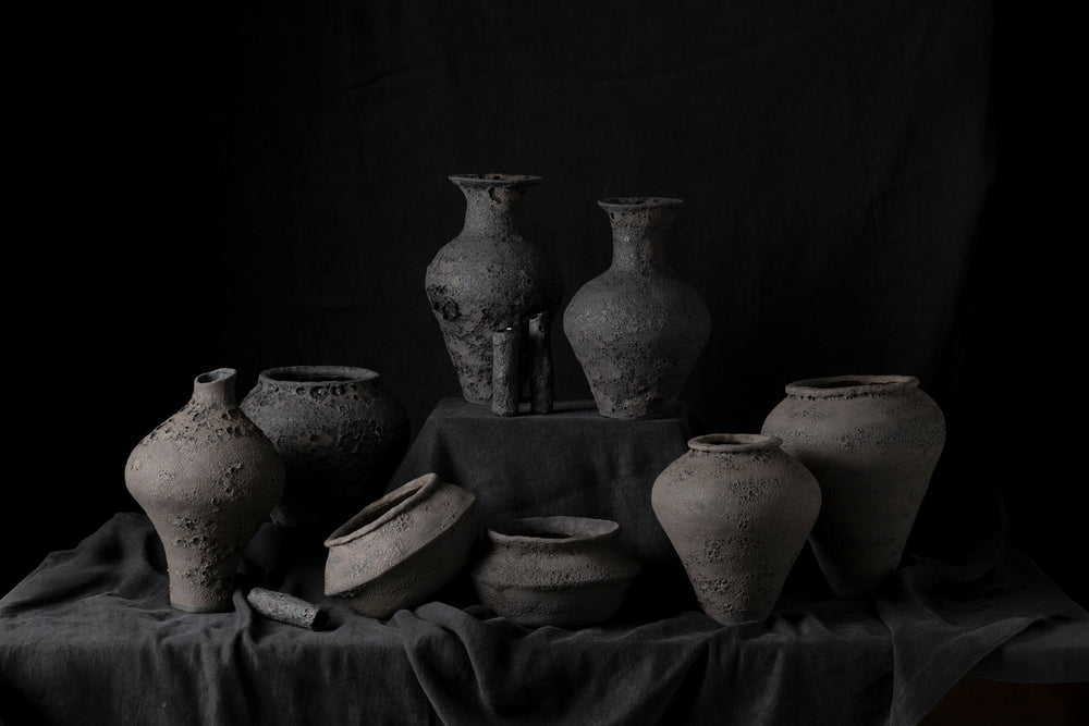 Vessel Form V Charcoal