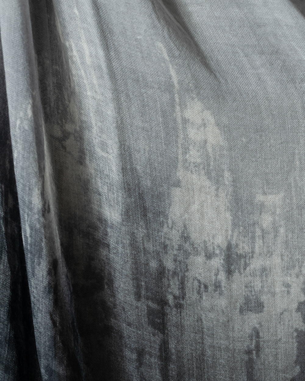 Cracked Effect Light Cashmere Scarf w/ Fringes Nero