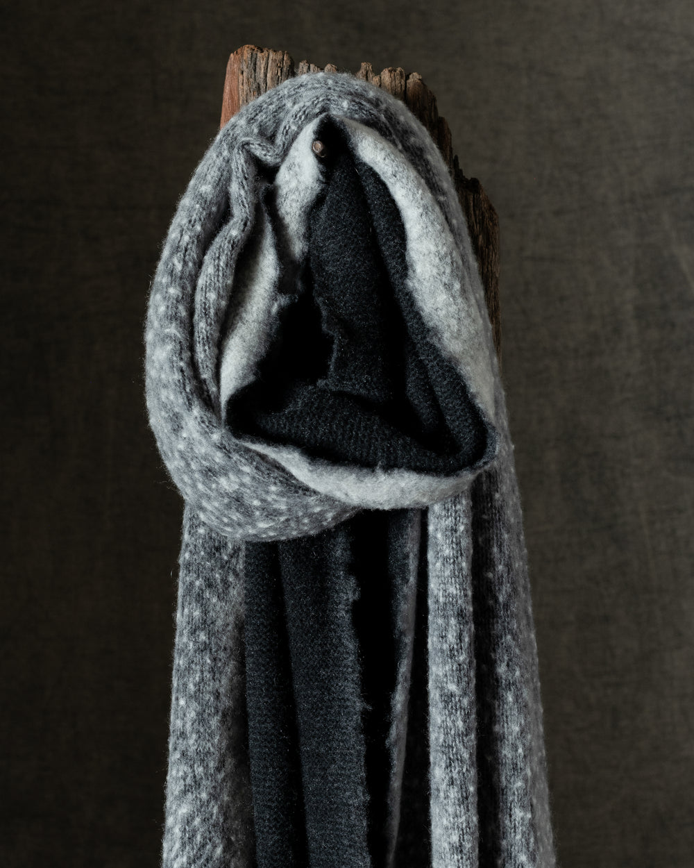 Unisex Hand Pilling Scarf w/ Destroyed Effect Husky