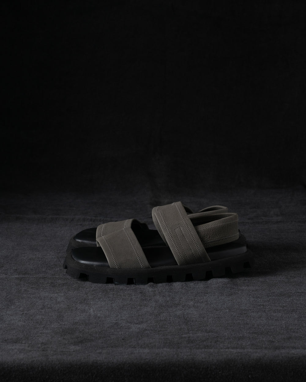 Undertone Calf Stretch Taupe