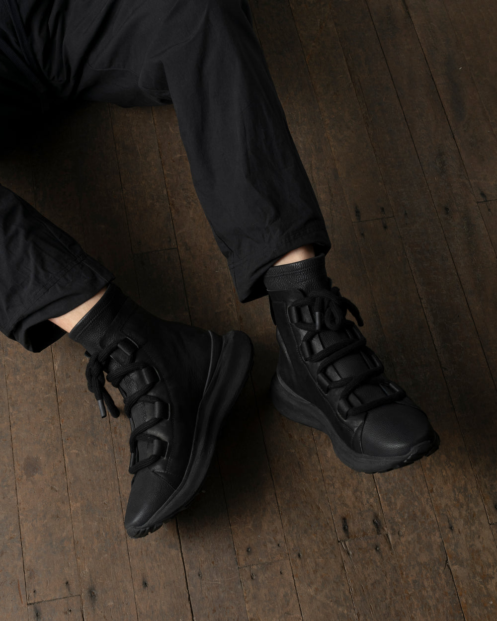 Mens Double Feature Stretch Leather High Sneakers Black