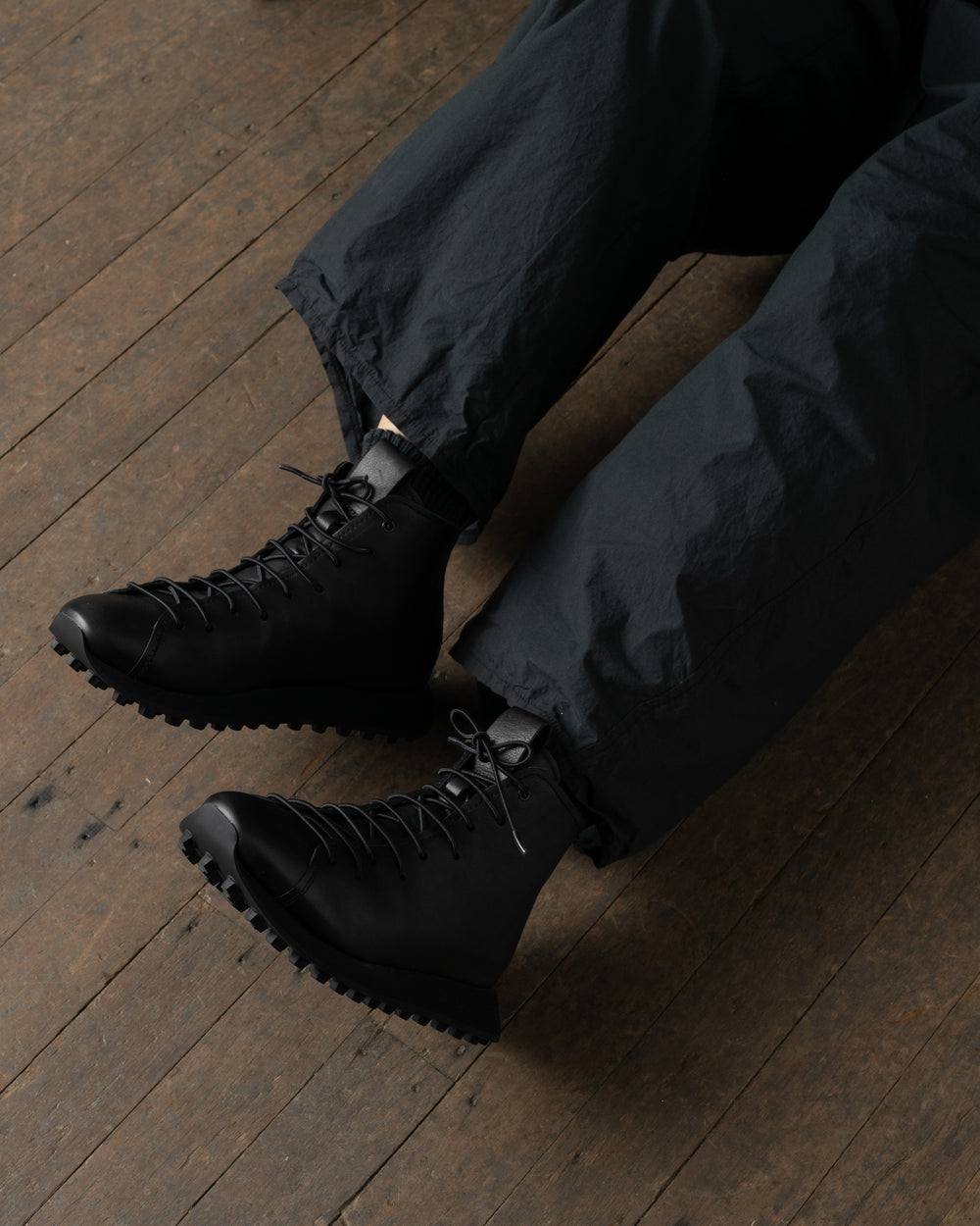 Womens High Sneakers Soft Calf Leather Black