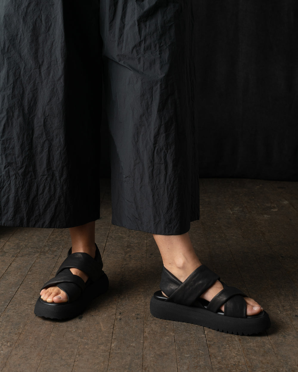 Slow Motion Bombato Calf Soft Matte Black