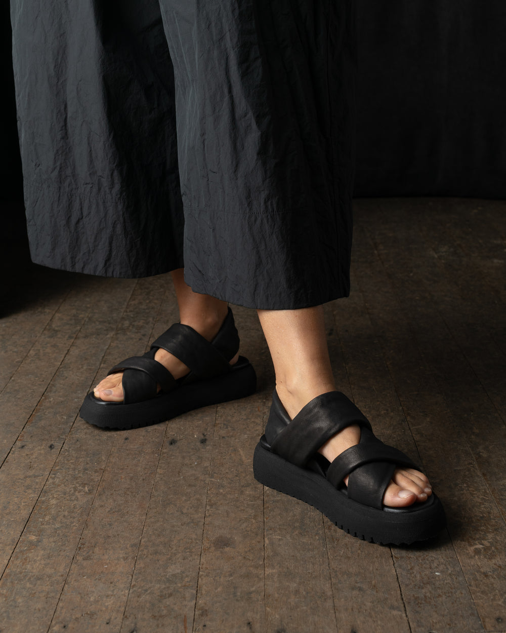 Slow Motion Bombato Calf Soft Matte Black