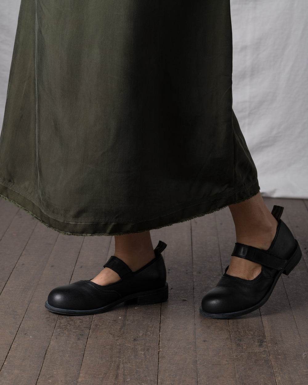 Womens Leather Mary Jane Black Olive